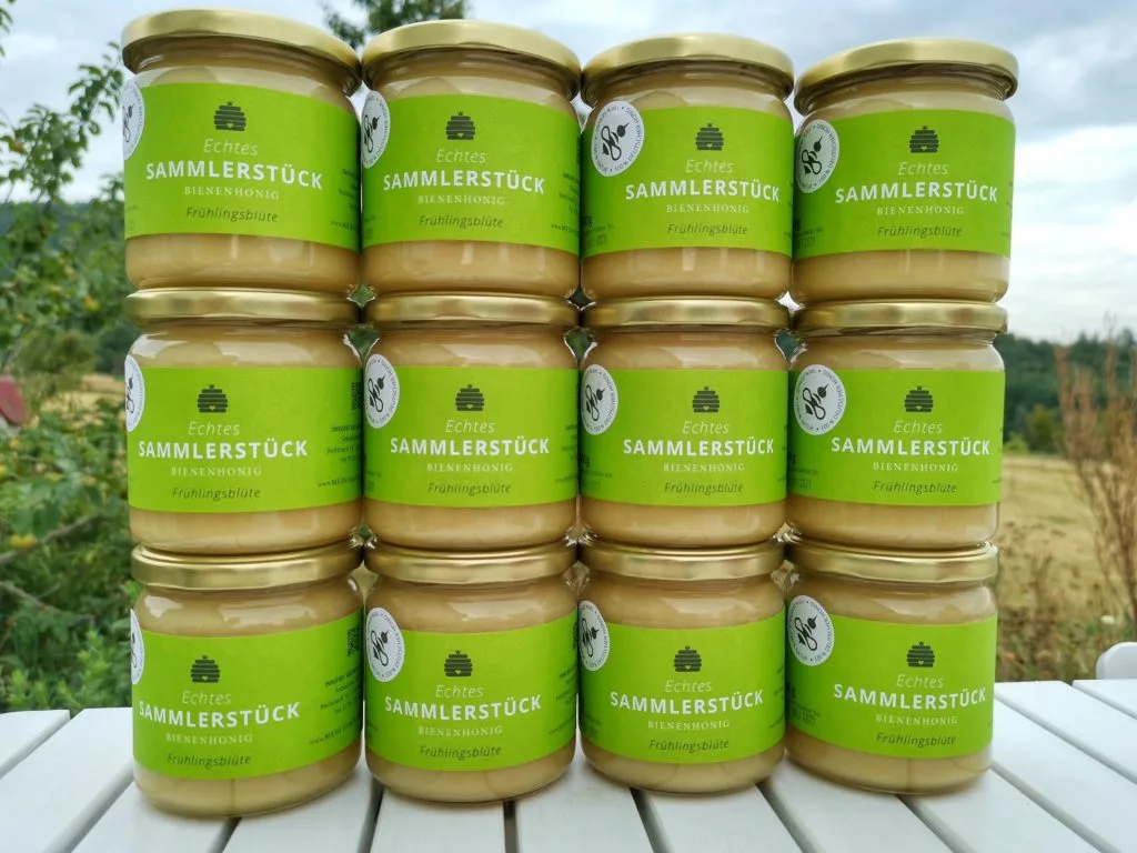 Frühlingsblütenhonig – hell und feincremig